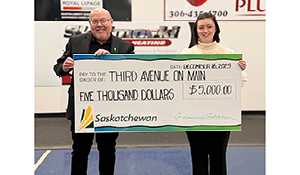 Third Avenue on Main presented with Young Entrepreneur Bursary at Chamber meeting